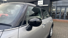 MINI Hatchback 1.5 Cooper Classic Premium 5dr Auto Petrol Hatchback